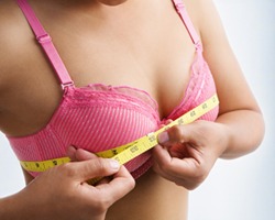 What is the average breast size?
